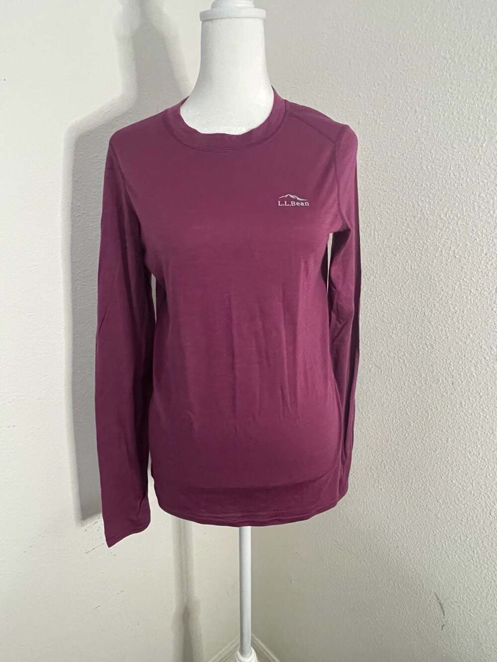 L.L.Bean Lightweight 100% Merino Wool Women's Long Sleeve Crew Base Layer Sz S